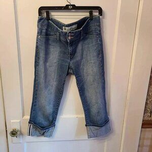 Ladies gap low rise size 6 denim jeans cropped cuffed y3